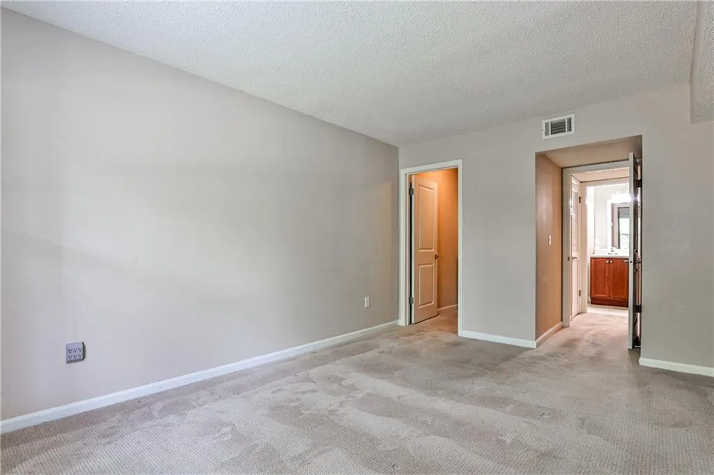 3650 Ashford Dunwoody Road Ne Unit 514, Atlanta, Georgia 30319, 1 Bedroom Bedrooms, ,1 BathroomBathrooms,Residential,For Sale,3650 Ashford Dunwoody Road Ne Unit 514,7670643