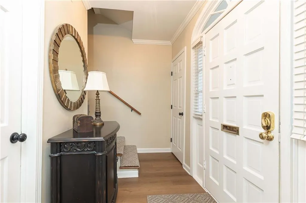 5 Middle Plantation Road Nw, Atlanta, Georgia 30318, 3 Bedrooms Bedrooms, 0 ,2 BathroomsBathrooms,Residential,For Sale,5 Middle Plantation Road Nw,7670405