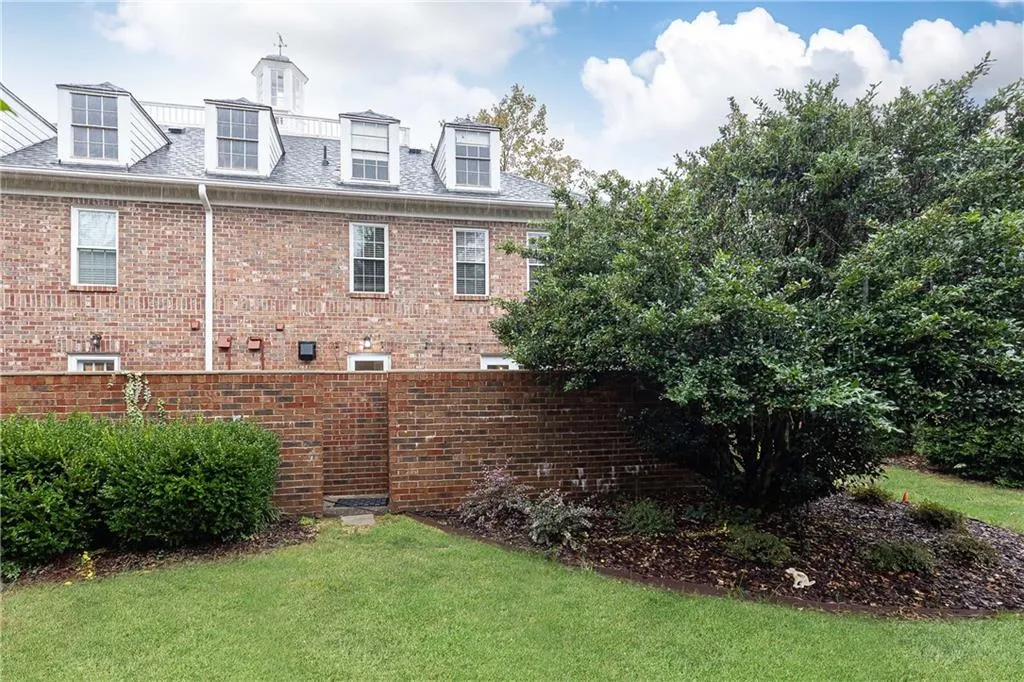 5 Middle Plantation Road Nw, Atlanta, Georgia 30318, 3 Bedrooms Bedrooms, 0 ,2 BathroomsBathrooms,Residential,For Sale,5 Middle Plantation Road Nw,7670405