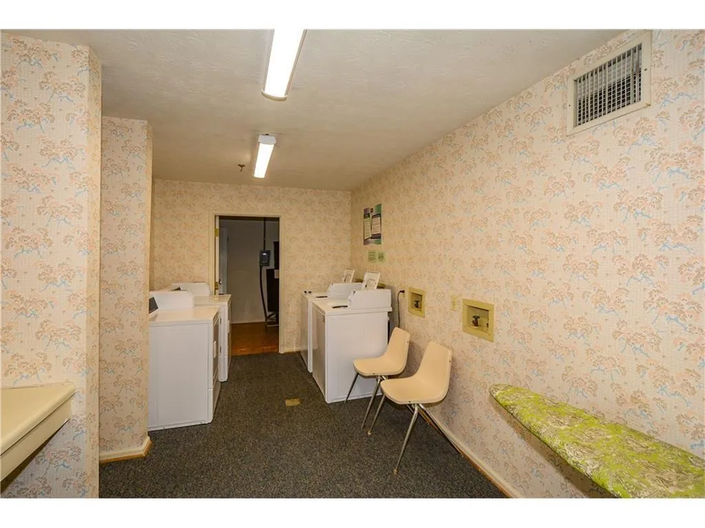 475 Mount Vernon Highway Ne Unit C234, Atlanta, Georgia 30328, 2 Bedrooms Bedrooms, ,2 BathroomsBathrooms,Residential,Sold,475 Mount Vernon Highway Ne Unit C234,5841891