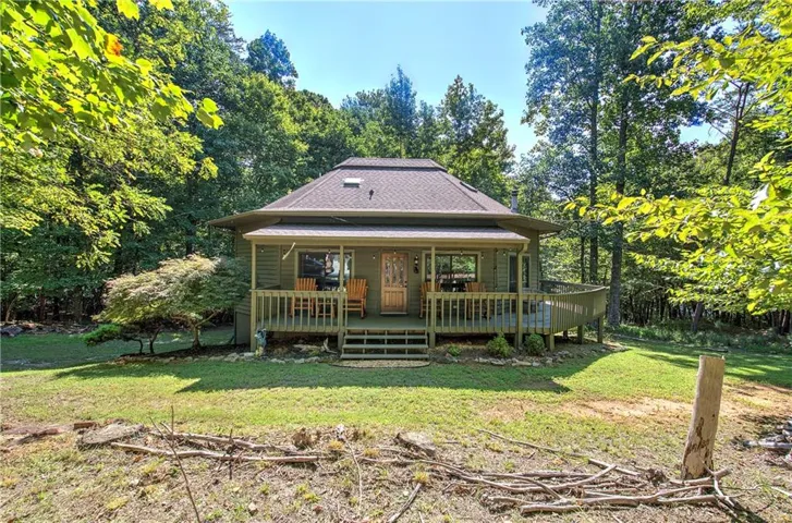 149 Long Swamp Drive sits on .55 acres at the end of a quiet street and has a walking path that leads to Lake Tamarack.