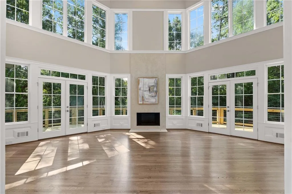 5027 Green Pine Drive, Atlanta, Georgia 30342, 5 Bedrooms Bedrooms, ,5 BathroomsBathrooms,Residential,For Sale,5027 Green Pine Drive,7612085