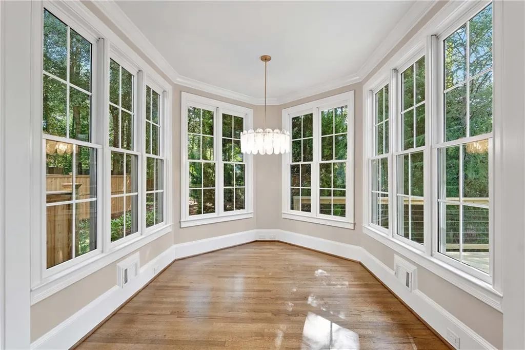 5027 Green Pine Drive, Atlanta, Georgia 30342, 5 Bedrooms Bedrooms, ,5 BathroomsBathrooms,Residential,For Sale,5027 Green Pine Drive,7612085