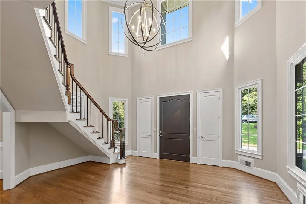 5027 Green Pine Drive, Atlanta, Georgia 30342, 5 Bedrooms Bedrooms, ,5 BathroomsBathrooms,Residential,For Sale,5027 Green Pine Drive,7612085