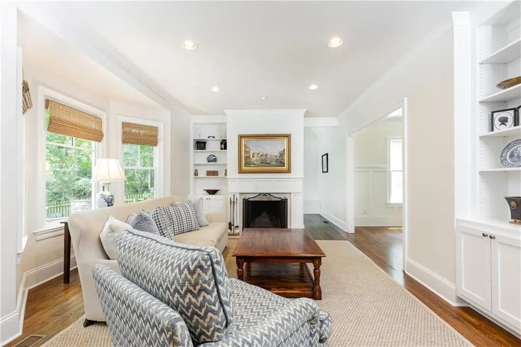 2150 Monterey Drive Nw, Atlanta, Georgia 30318, 4 Bedrooms Bedrooms, ,3 BathroomsBathrooms,Residential,Sold,2150 Monterey Drive Nw,7070985