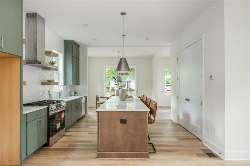 38 Mildred Place Nw, Atlanta, Georgia 30318, 4 Bedrooms Bedrooms, ,3 BathroomsBathrooms,Residential,For Sale,38 Mildred Place Nw,7642887