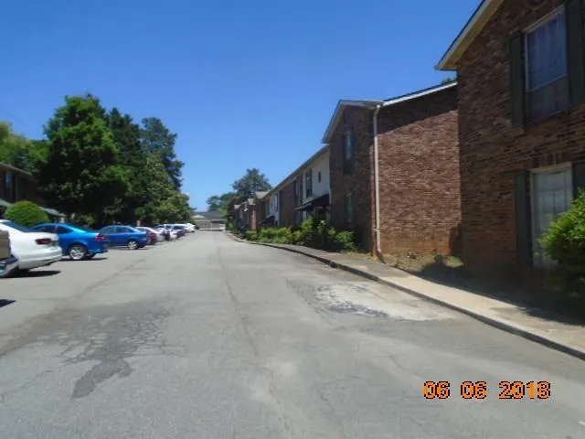 5518 Kingsport Drive Unit 5518, Sandy Springs, Georgia 30342, 2 Bedrooms Bedrooms, ,1 BathroomBathrooms,Residential,Sold,5518 Kingsport Drive Unit 5518,6023238