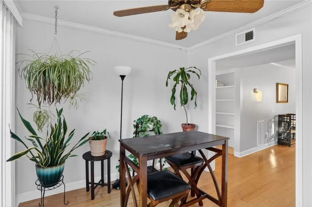 5662 Kingsport Drive, Atlanta, Georgia 30342, 2 Bedrooms Bedrooms, ,1 BathroomBathrooms,Residential,For Sale,5662 Kingsport Drive,7713075