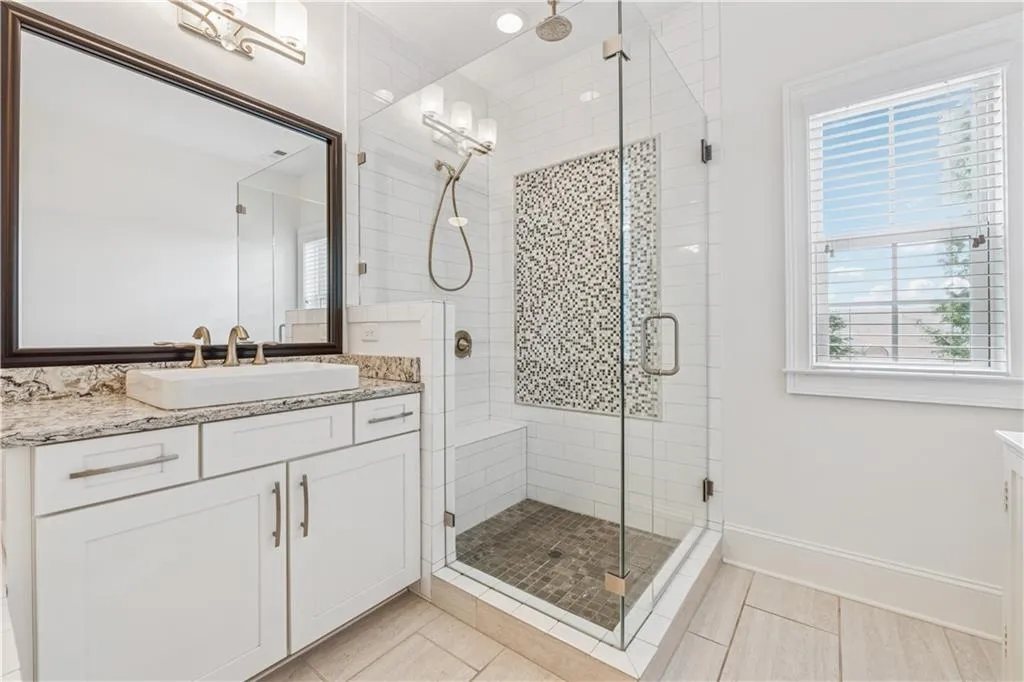 Frameless glass shower door and rain-shower head