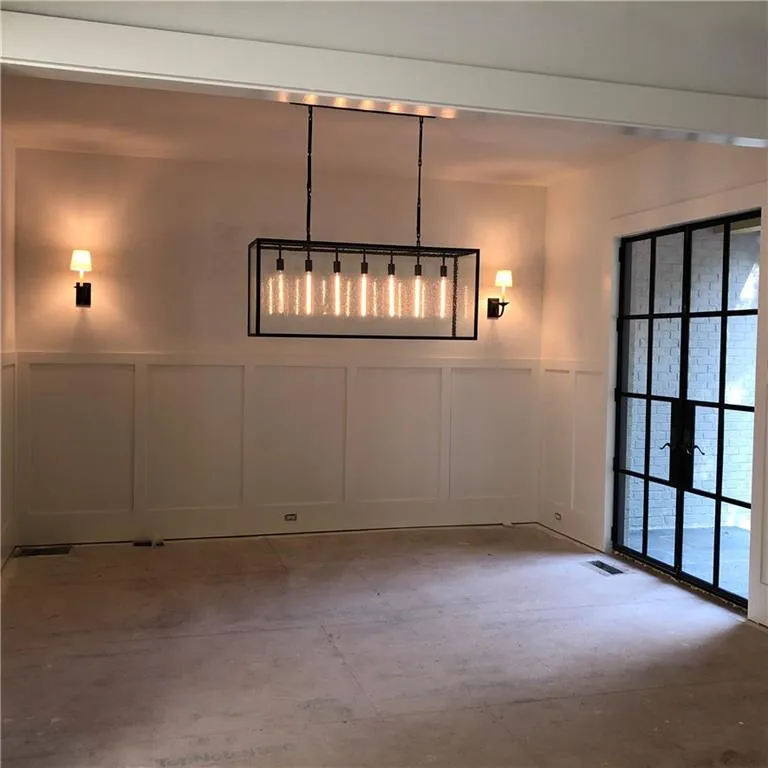 5995 Riverwood Drive, Atlanta, Georgia 30328, 5 Bedrooms Bedrooms, ,5 BathroomsBathrooms,Residential,Sold,5995 Riverwood Drive,6729704