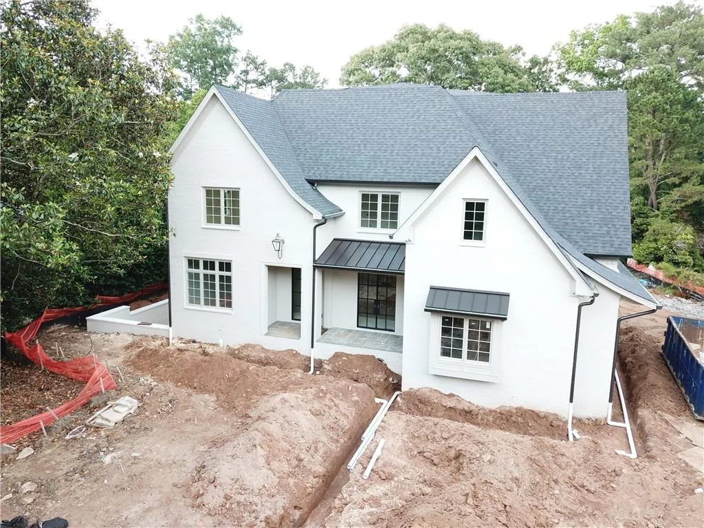 5995 Riverwood Drive, Atlanta, Georgia 30328, 5 Bedrooms Bedrooms, ,5 BathroomsBathrooms,Residential,Sold,5995 Riverwood Drive,6729704