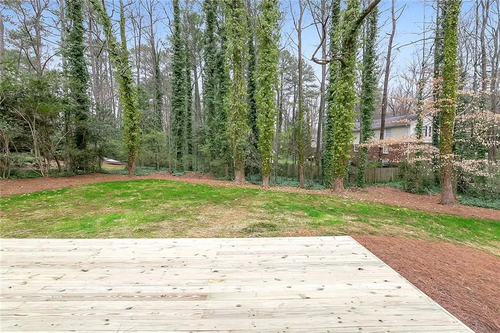 460 Grenock Circle, Sandy Springs, Georgia 30328, 4 Bedrooms Bedrooms, ,3 BathroomsBathrooms,Residential,Sold,460 Grenock Circle,6693009