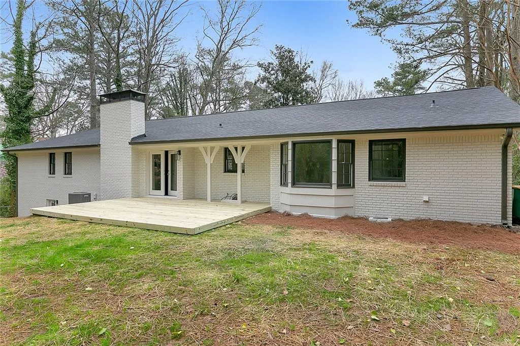 460 Grenock Circle, Sandy Springs, Georgia 30328, 4 Bedrooms Bedrooms, ,3 BathroomsBathrooms,Residential,Sold,460 Grenock Circle,6693009