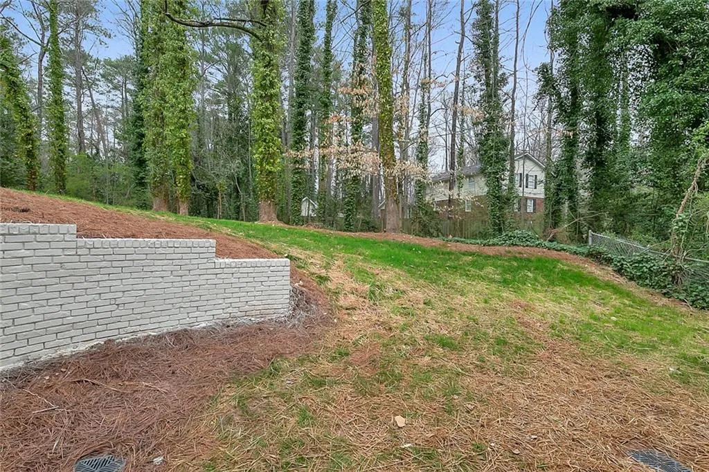 460 Grenock Circle, Sandy Springs, Georgia 30328, 4 Bedrooms Bedrooms, ,3 BathroomsBathrooms,Residential,Sold,460 Grenock Circle,6693009