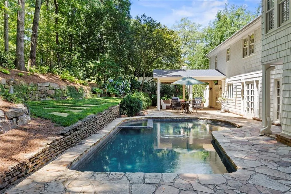 850 Old Creek Trail, Atlanta, Georgia 30328, 6 Bedrooms Bedrooms, ,5 BathroomsBathrooms,Residential,Sold,850 Old Creek Trail,5941294
