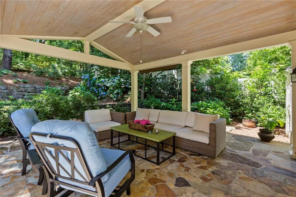 850 Old Creek Trail, Atlanta, Georgia 30328, 6 Bedrooms Bedrooms, ,5 BathroomsBathrooms,Residential,Sold,850 Old Creek Trail,5941294