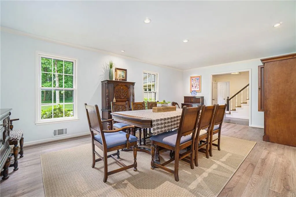 7405 Princeton Trace, Sandy Springs, Georgia 30328, 4 Bedrooms Bedrooms, ,3 BathroomsBathrooms,Residential,Sold,7405 Princeton Trace,7058227