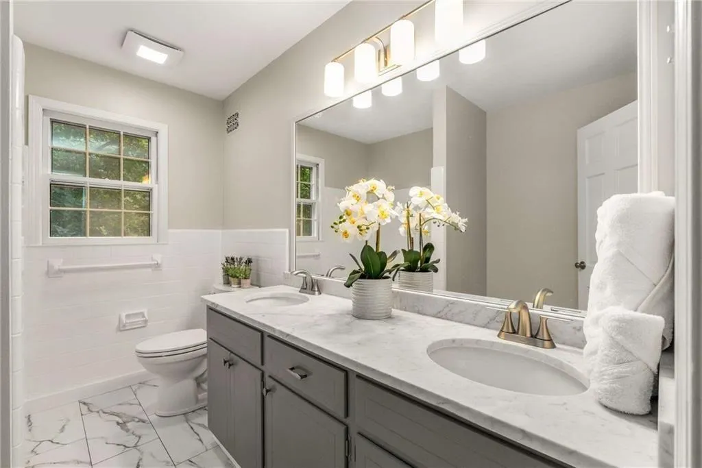 Bathroom upstairs.