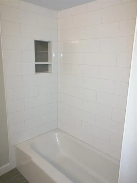 6851 Roswell Road Unit F26, Sandy Springs, Georgia 30328, 2 Bedrooms Bedrooms, ,2 BathroomsBathrooms,Residential,Sold,6851 Roswell Road Unit F26,5664445