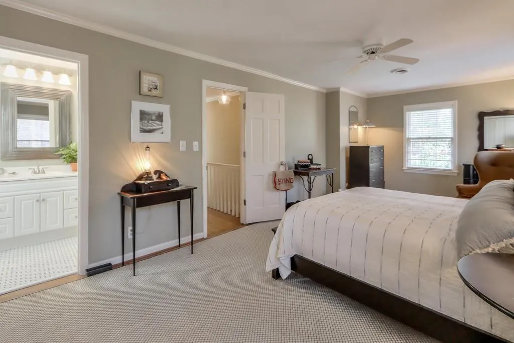 345 W Spalding Drive, Sandy Springs, Georgia 30328, 4 Bedrooms Bedrooms, ,2 BathroomsBathrooms,Residential,Sold,345 W Spalding Drive,6994643