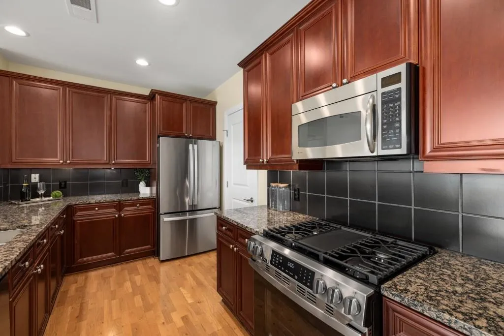 Georgia 30339, 0 ,3 BathroomsBathrooms,Residential,For Sale,7699328