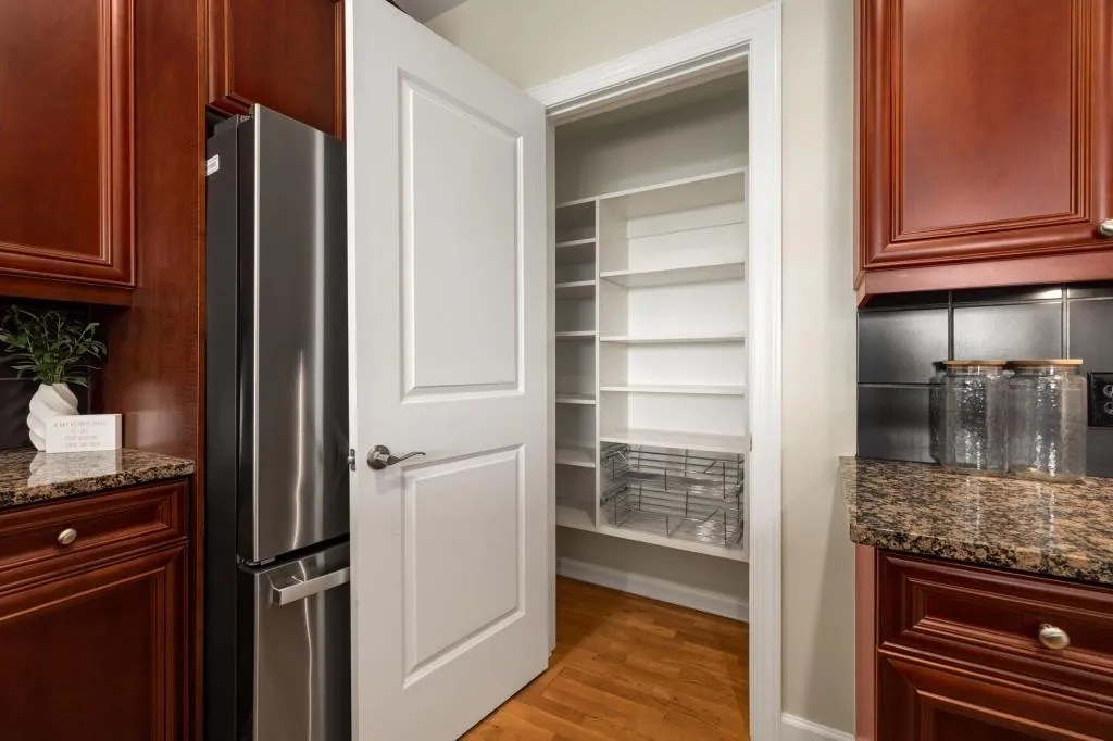 Georgia 30339, 0 ,3 BathroomsBathrooms,Residential,For Sale,7699328