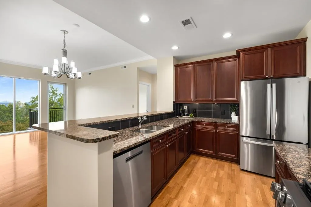 Georgia 30339, 0 ,3 BathroomsBathrooms,Residential,For Sale,7699328
