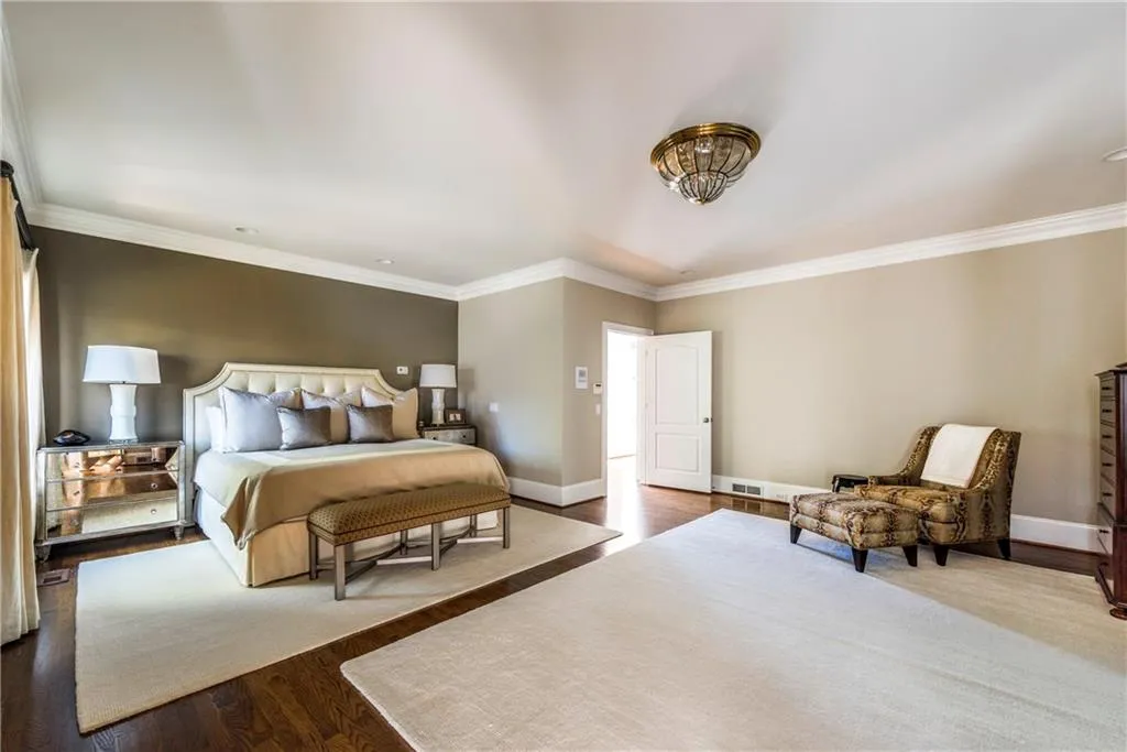 915 Reds Ridge Court, Sandy Springs, Georgia 30327, 5 Bedrooms Bedrooms, ,4 BathroomsBathrooms,Residential,Sold,915 Reds Ridge Court,5671630