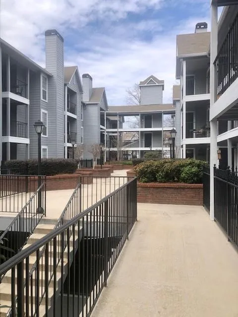 126 Granville Court, Sandy Springs, Georgia 30328, 1 Bedroom Bedrooms, ,1 BathroomBathrooms,Residential,Sold,126 Granville Court,6853126