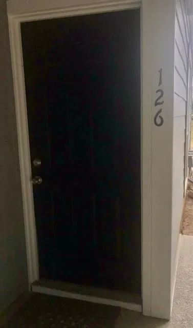 126 Granville Court, Sandy Springs, Georgia 30328, 1 Bedroom Bedrooms, ,1 BathroomBathrooms,Residential,Sold,126 Granville Court,6853126