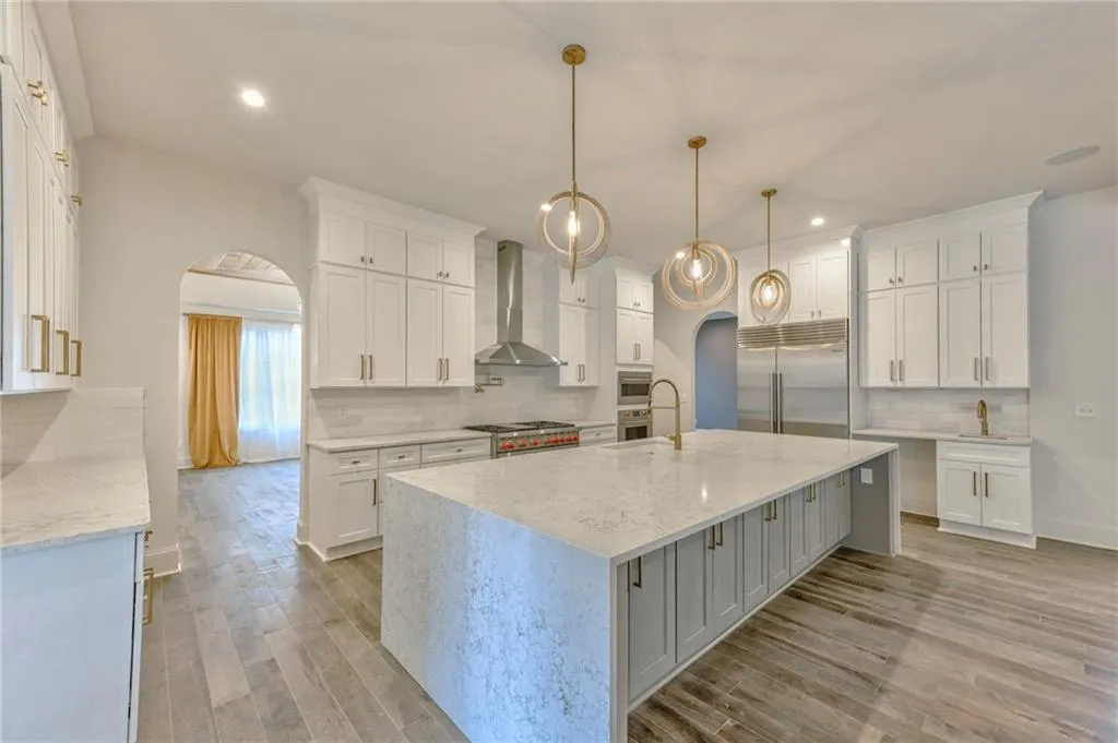 1105 Curry Drive, Sandy Springs, Georgia 30342, 7 Bedrooms Bedrooms, ,7 BathroomsBathrooms,Residential,Sold,1105 Curry Drive,7169635