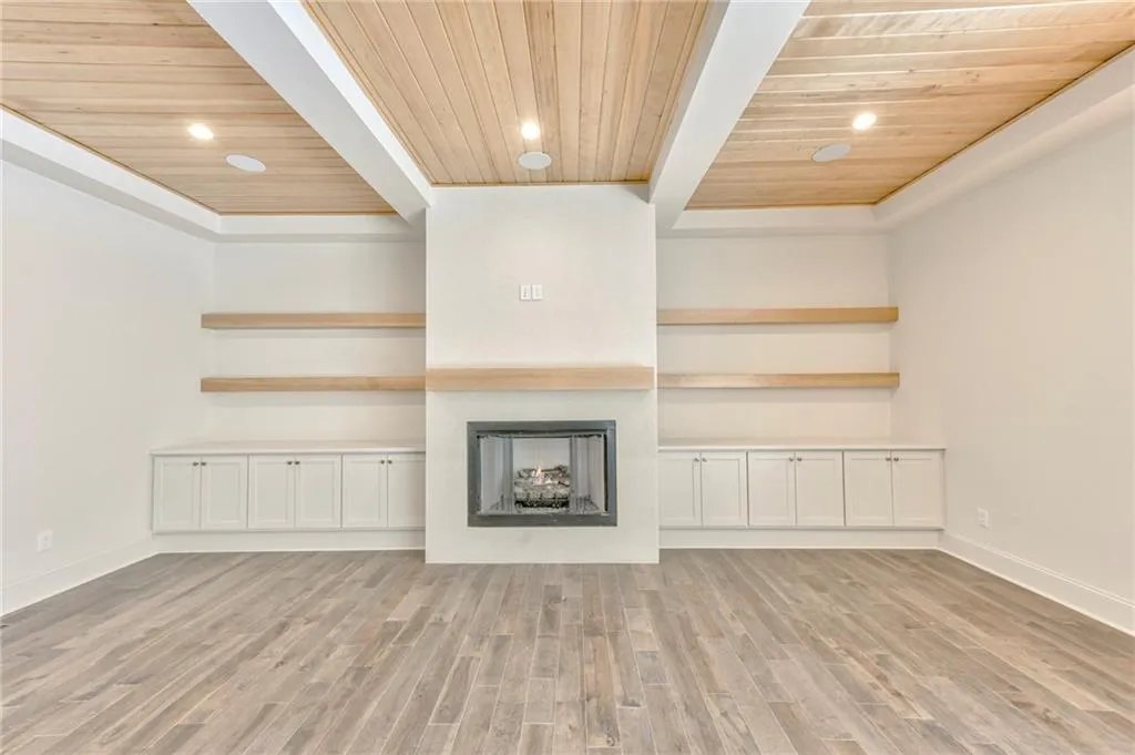 1105 Curry Drive, Sandy Springs, Georgia 30342, 7 Bedrooms Bedrooms, ,7 BathroomsBathrooms,Residential,Sold,1105 Curry Drive,7169635