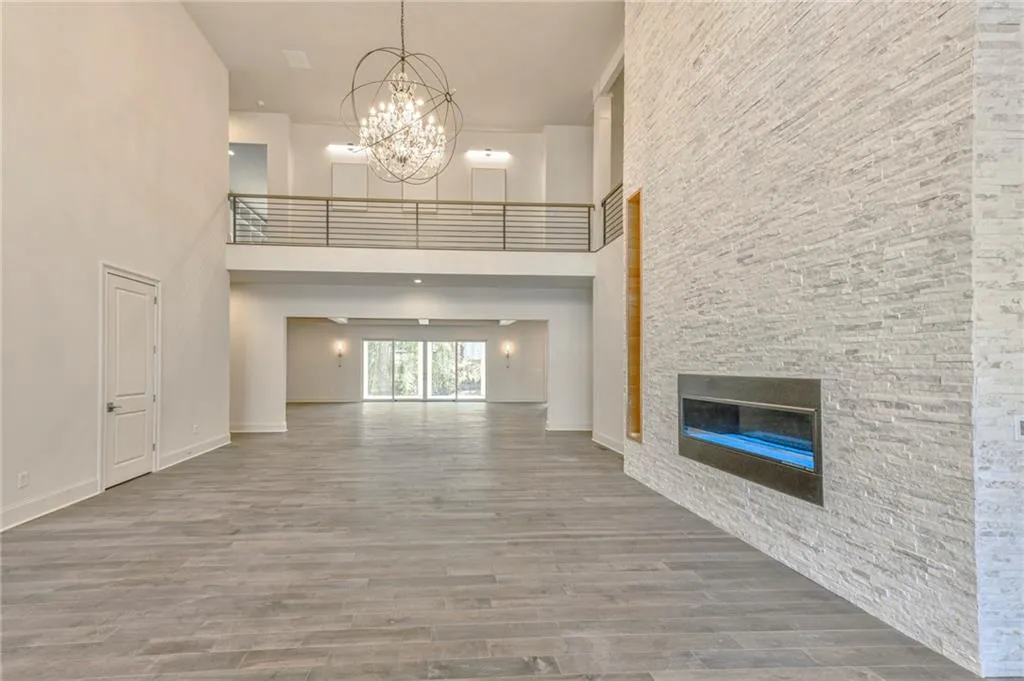 1105 Curry Drive, Sandy Springs, Georgia 30342, 7 Bedrooms Bedrooms, ,7 BathroomsBathrooms,Residential,Sold,1105 Curry Drive,7169635