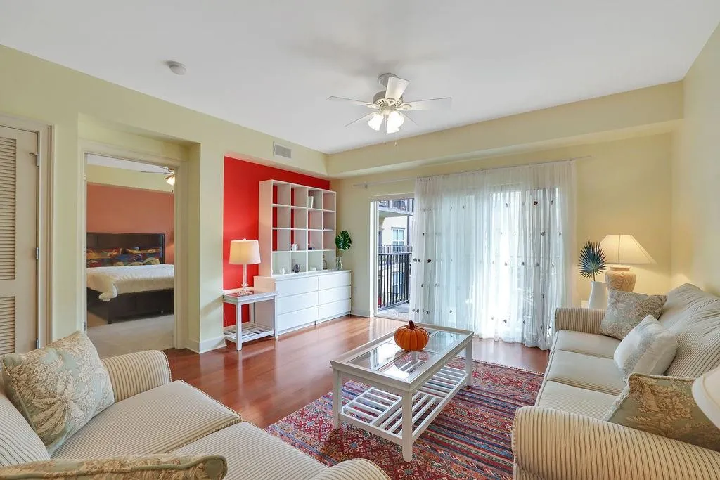 200 River Vista Drive Unit 637, Atlanta, Georgia 30339, 1 Bedroom Bedrooms, ,1 BathroomBathrooms,Residential,Sold,200 River Vista Drive Unit 637,7126322