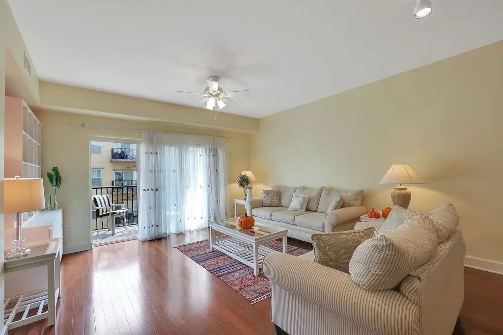 200 River Vista Drive Unit 637, Atlanta, Georgia 30339, 1 Bedroom Bedrooms, ,1 BathroomBathrooms,Residential,Sold,200 River Vista Drive Unit 637,7126322
