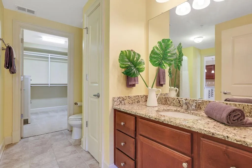 200 River Vista Drive Unit 637, Atlanta, Georgia 30339, 1 Bedroom Bedrooms, ,1 BathroomBathrooms,Residential,Sold,200 River Vista Drive Unit 637,7126322