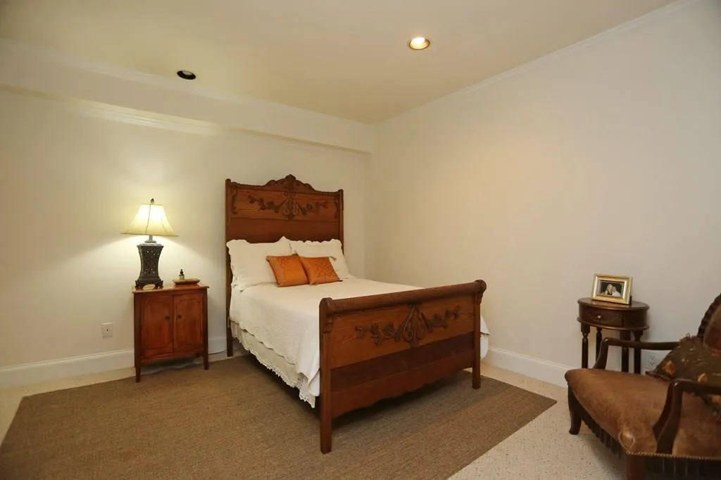 130 Crestwicke Trace, Atlanta, Georgia 30319, 7 Bedrooms Bedrooms, ,6 BathroomsBathrooms,Residential,Sold,130 Crestwicke Trace,5899567