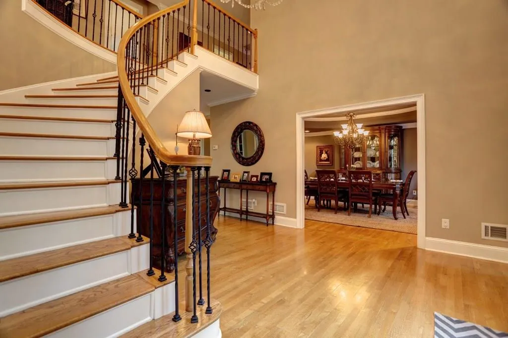 130 Crestwicke Trace, Atlanta, Georgia 30319, 7 Bedrooms Bedrooms, ,6 BathroomsBathrooms,Residential,Sold,130 Crestwicke Trace,5899567