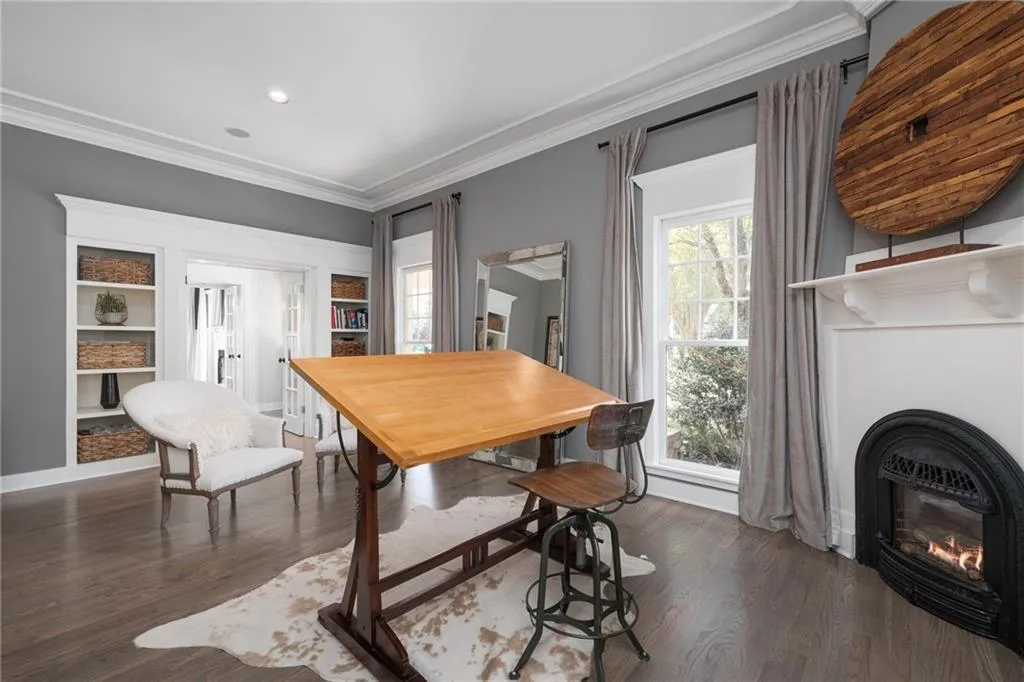 4711 Dudley Lane, Sandy Springs, Georgia 30327, 5 Bedrooms Bedrooms, ,6 BathroomsBathrooms,Residential,Sold,4711 Dudley Lane,7129032