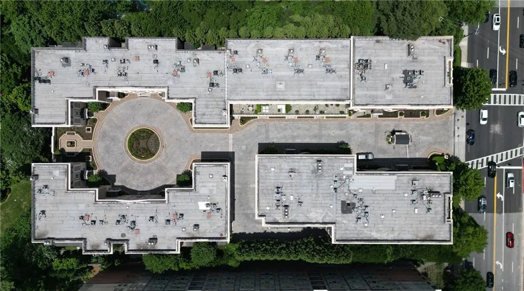 Drone / aerial view of Regents Park