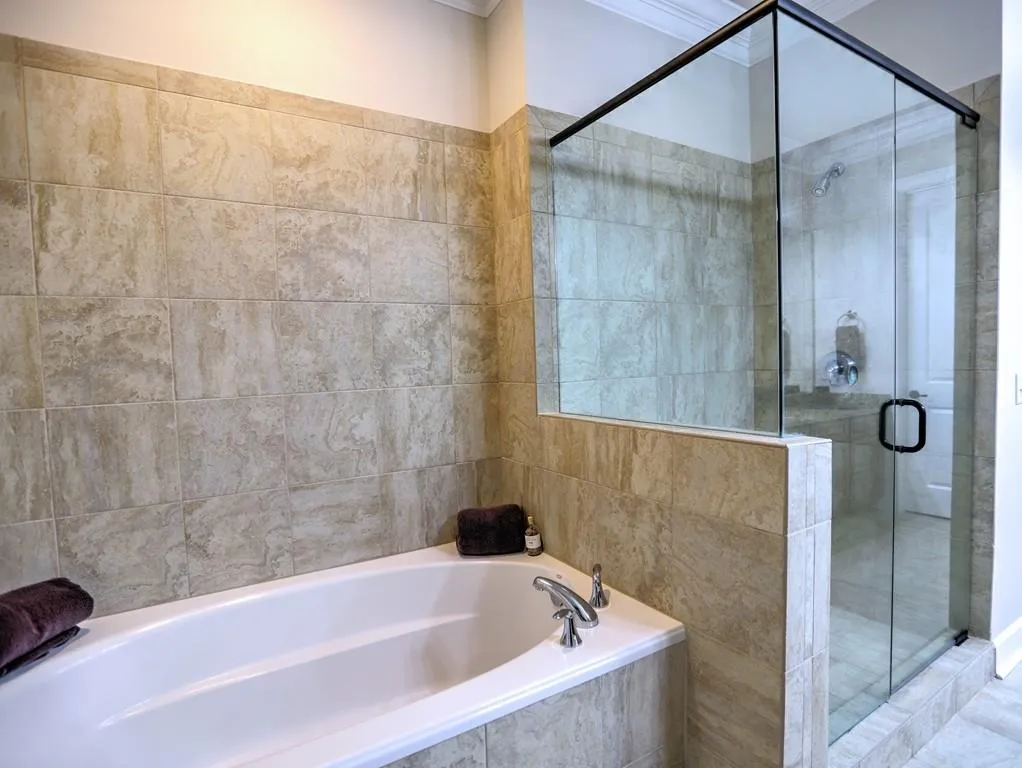 200 Riversedge Drive Unit 224, Atlanta, Georgia 30339, 3 Bedrooms Bedrooms, ,3 BathroomsBathrooms,Residential,Sold,200 Riversedge Drive Unit 224,6723963