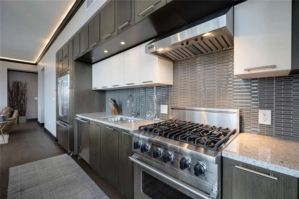 1820 Peachtree Street Unit 1015, Atlanta, Georgia 30309, 3 Bedrooms Bedrooms, 0 ,3 BathroomsBathrooms,Residential,For Sale,1820 Peachtree Street Unit 1015,7812217