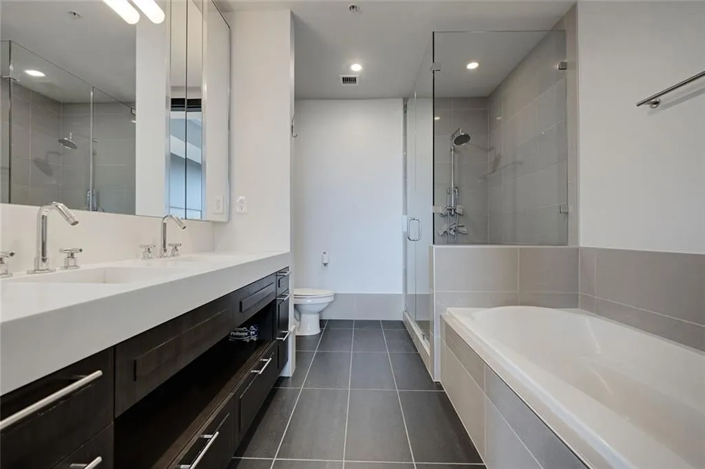 1820 Peachtree Street Unit 1015, Atlanta, Georgia 30309, 3 Bedrooms Bedrooms, 0 ,3 BathroomsBathrooms,Residential,For Sale,1820 Peachtree Street Unit 1015,7812217
