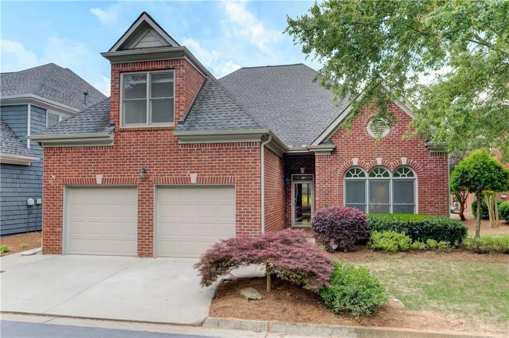 6315 Glen Oaks Lane, Atlanta, Georgia 30328, 3 Bedrooms Bedrooms, ,2 BathroomsBathrooms,Residential,Sold,6315 Glen Oaks Lane,6520773