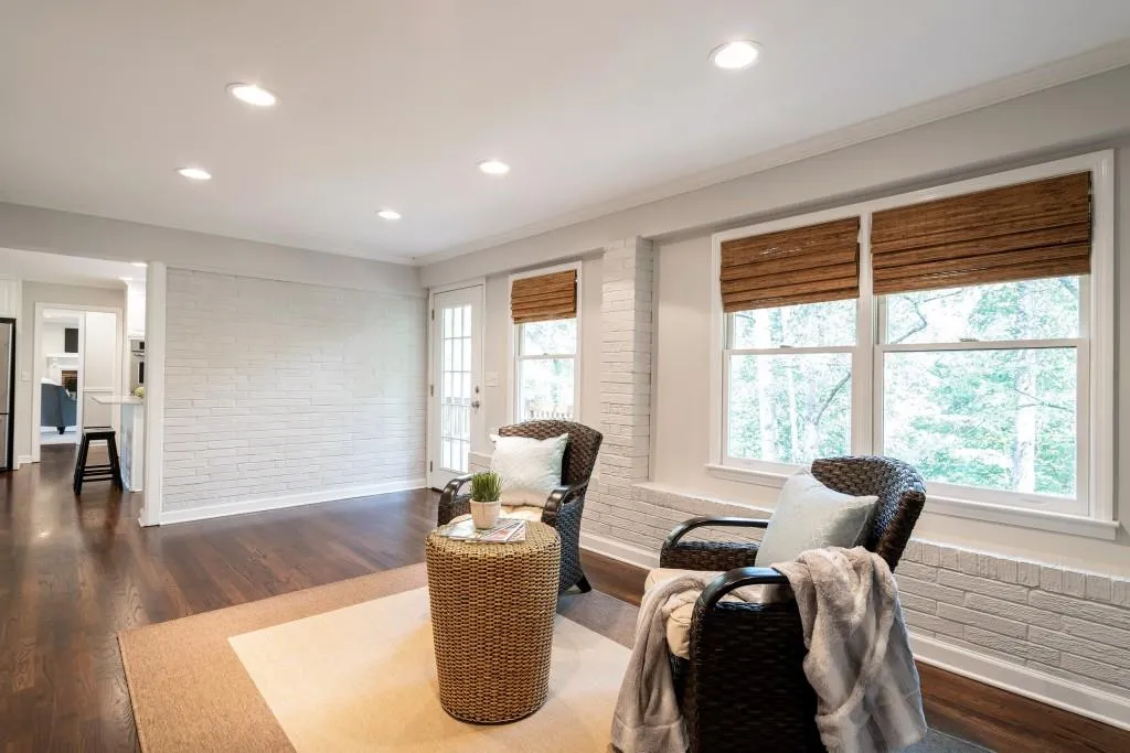 215 River Springs Drive, Sandy Springs, Georgia 30328, 5 Bedrooms Bedrooms, ,3 BathroomsBathrooms,Residential,Sold,215 River Springs Drive,6627403