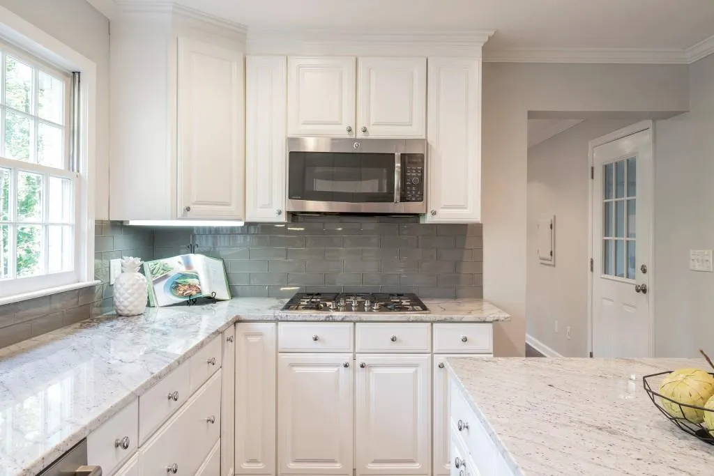 215 River Springs Drive, Sandy Springs, Georgia 30328, 5 Bedrooms Bedrooms, ,3 BathroomsBathrooms,Residential,Sold,215 River Springs Drive,6627403