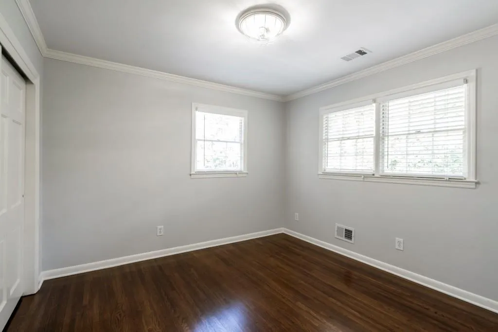 215 River Springs Drive, Sandy Springs, Georgia 30328, 5 Bedrooms Bedrooms, ,3 BathroomsBathrooms,Residential,Sold,215 River Springs Drive,6627403