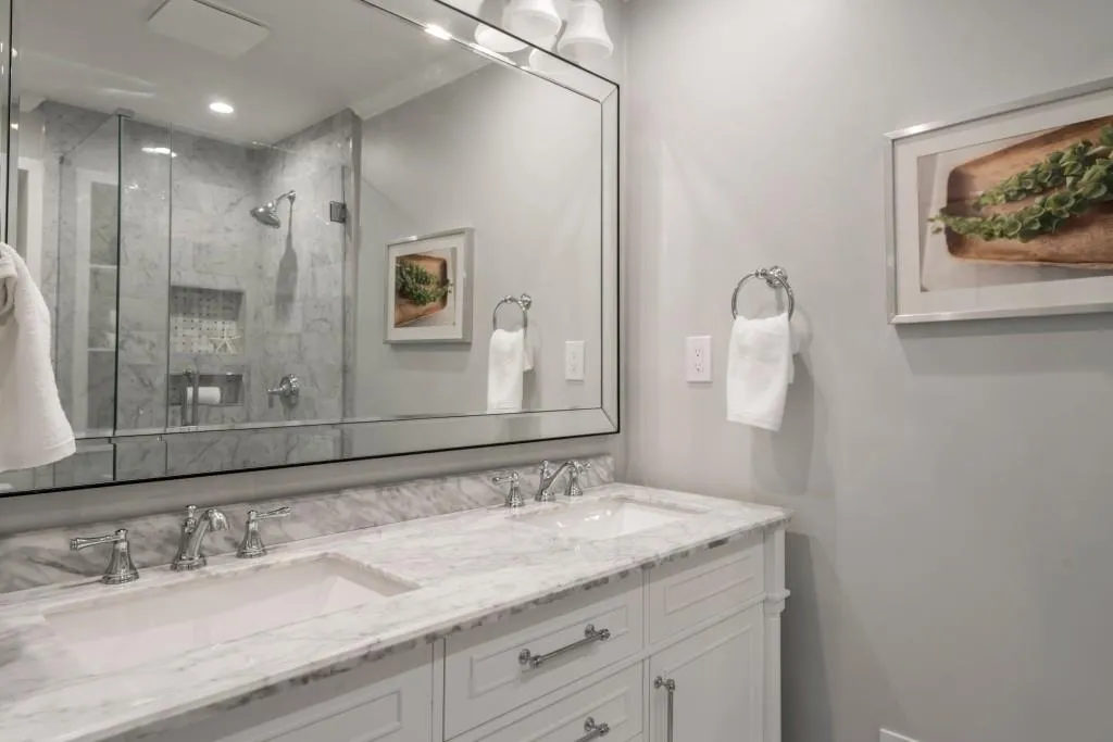 215 River Springs Drive, Sandy Springs, Georgia 30328, 5 Bedrooms Bedrooms, ,3 BathroomsBathrooms,Residential,Sold,215 River Springs Drive,6627403