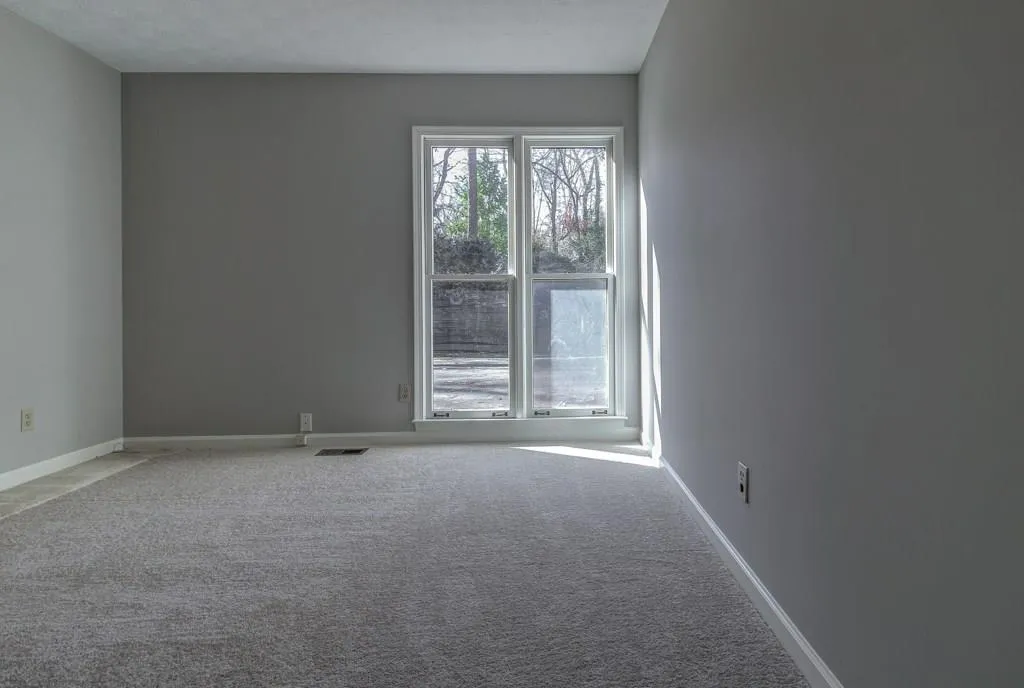 320 Forest Valley Court, Sandy Springs, Georgia 30342, 4 Bedrooms Bedrooms, ,3 BathroomsBathrooms,Residential,Sold,320 Forest Valley Court,5626641