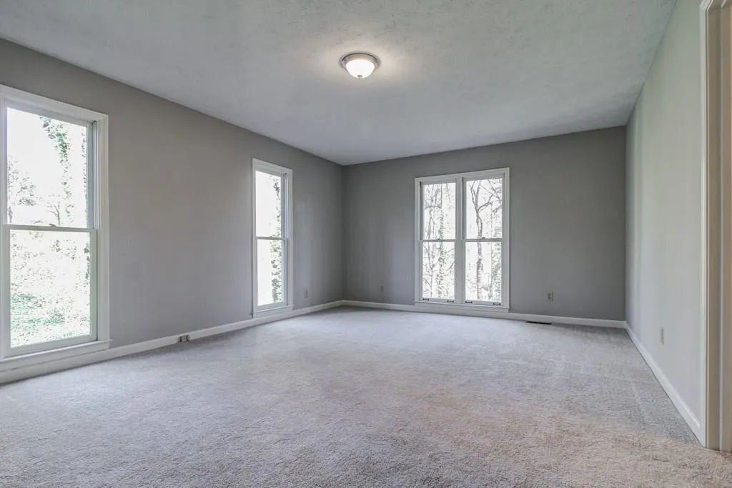 320 Forest Valley Court, Sandy Springs, Georgia 30342, 4 Bedrooms Bedrooms, ,3 BathroomsBathrooms,Residential,Sold,320 Forest Valley Court,5626641